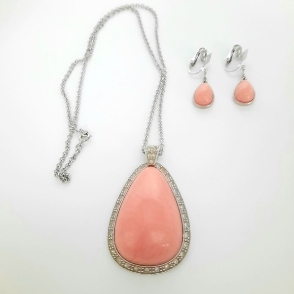 Vintage Avon 1970s Pale Fire Lucite Silver Tone Necklace & Earrings Demi-parure - Picture 1 of 7